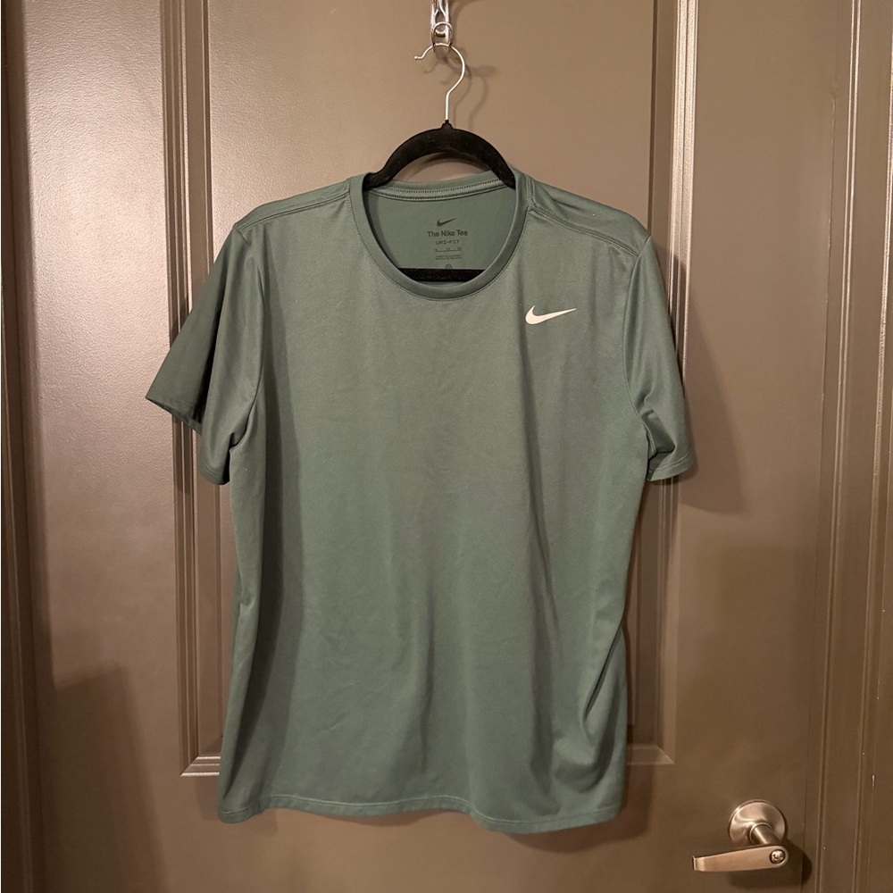Nike women’s Green Dri-FIT Performance T-Shirt